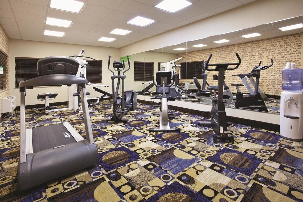 Comfort Suites Clovis Extérieur photo